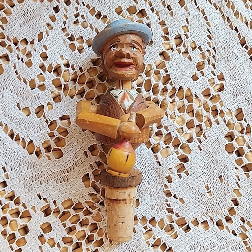 Vintage ANRI Carved Wood Wine Bottle Stopper Made In Italy